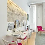 Charming Balcony In Historic Ribeira - Inside 