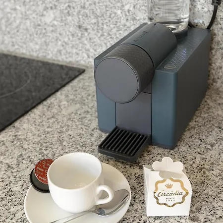 Charming Balcony In Historic Ribeira - Inside 